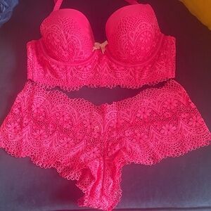 Lace Push-Up Bra & Brief Set in Hot Pink
